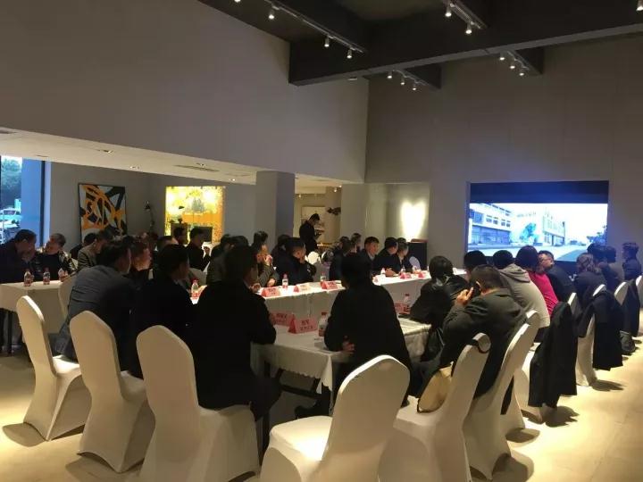 有朋自远方来不亦乐乎| 欢迎居然之家领导莅临参观